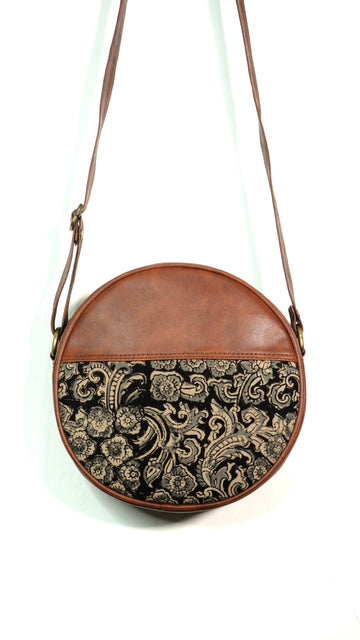 Earth Loop Round Sling Bag