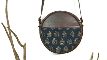 Midnight Loop Round Sling Bag