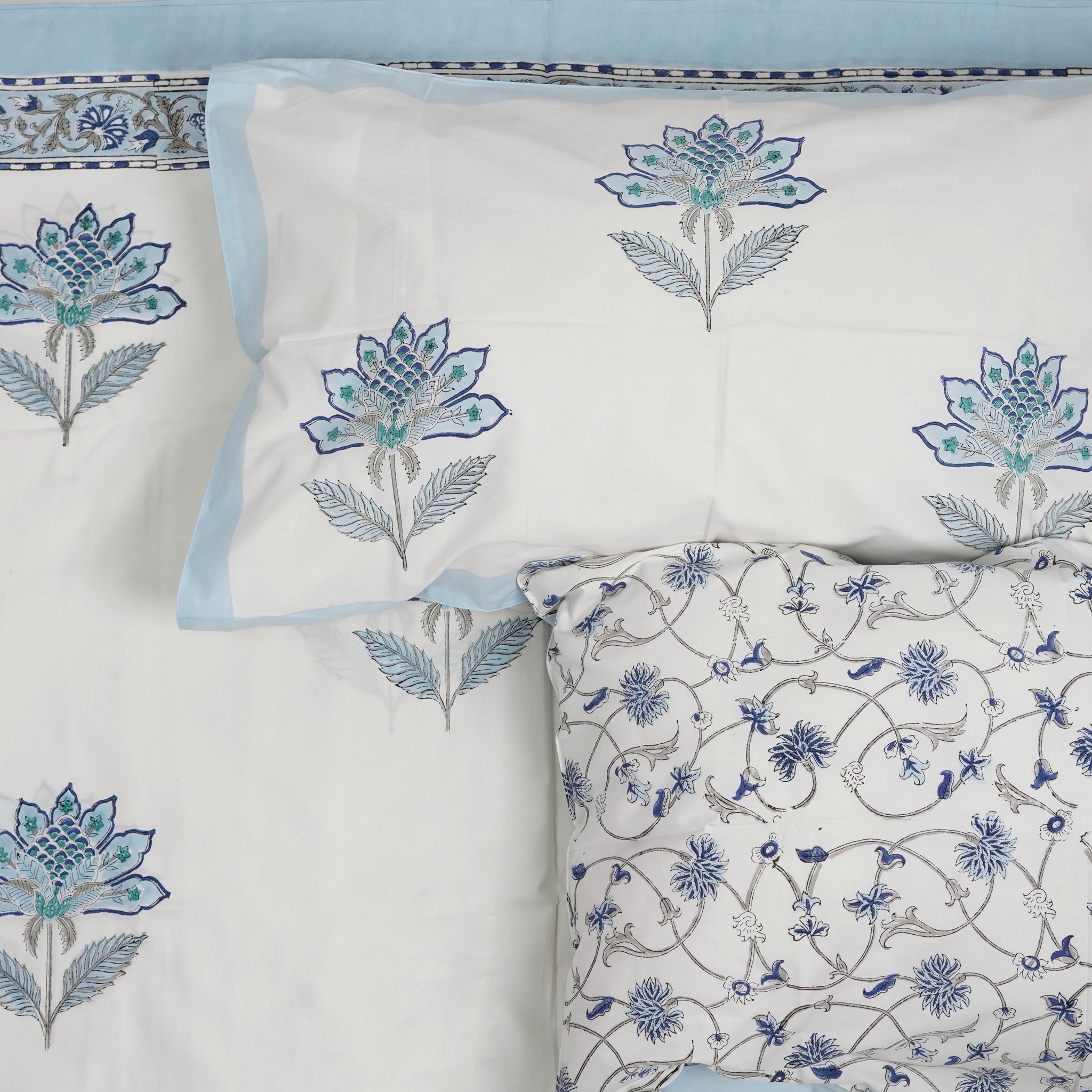Tehzeeb Queen Size Bedsheet - Cotton Hand Block Print