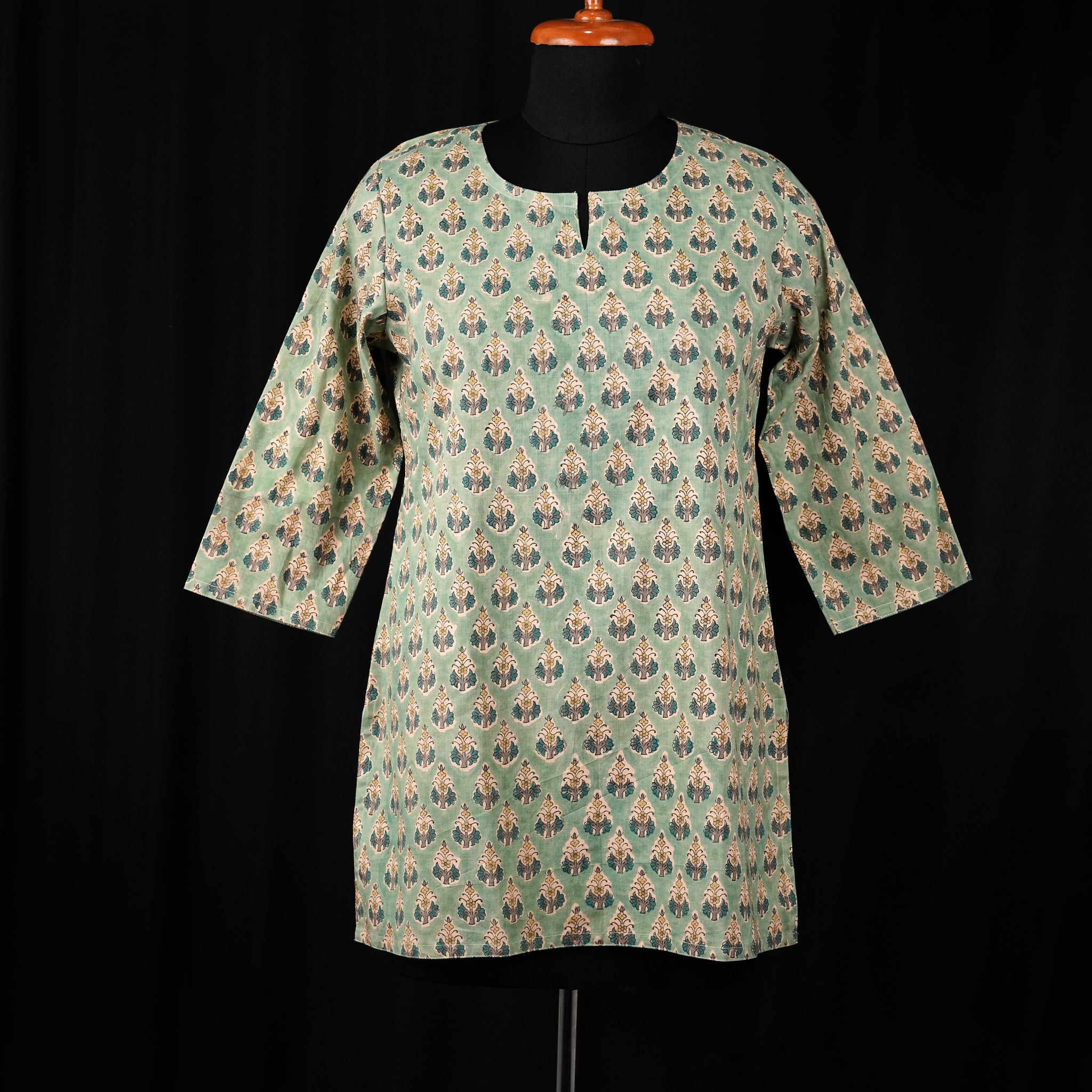 Sagea Hand BlockPrint Cotton Short Kurti